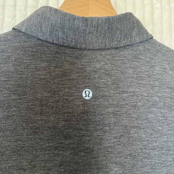 Lululemon Evolution Polo Shirt Mens Size Large Gray Button Performance Casual - Picture 7 of 8
